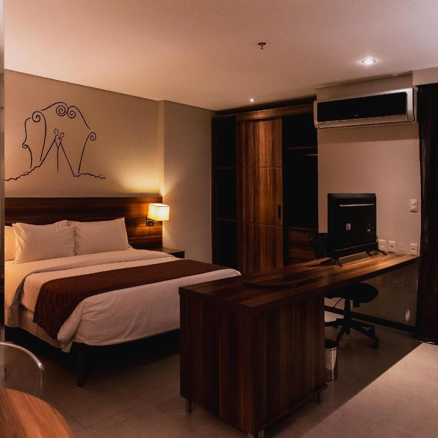 Mercure Boulevard Hotel 4*