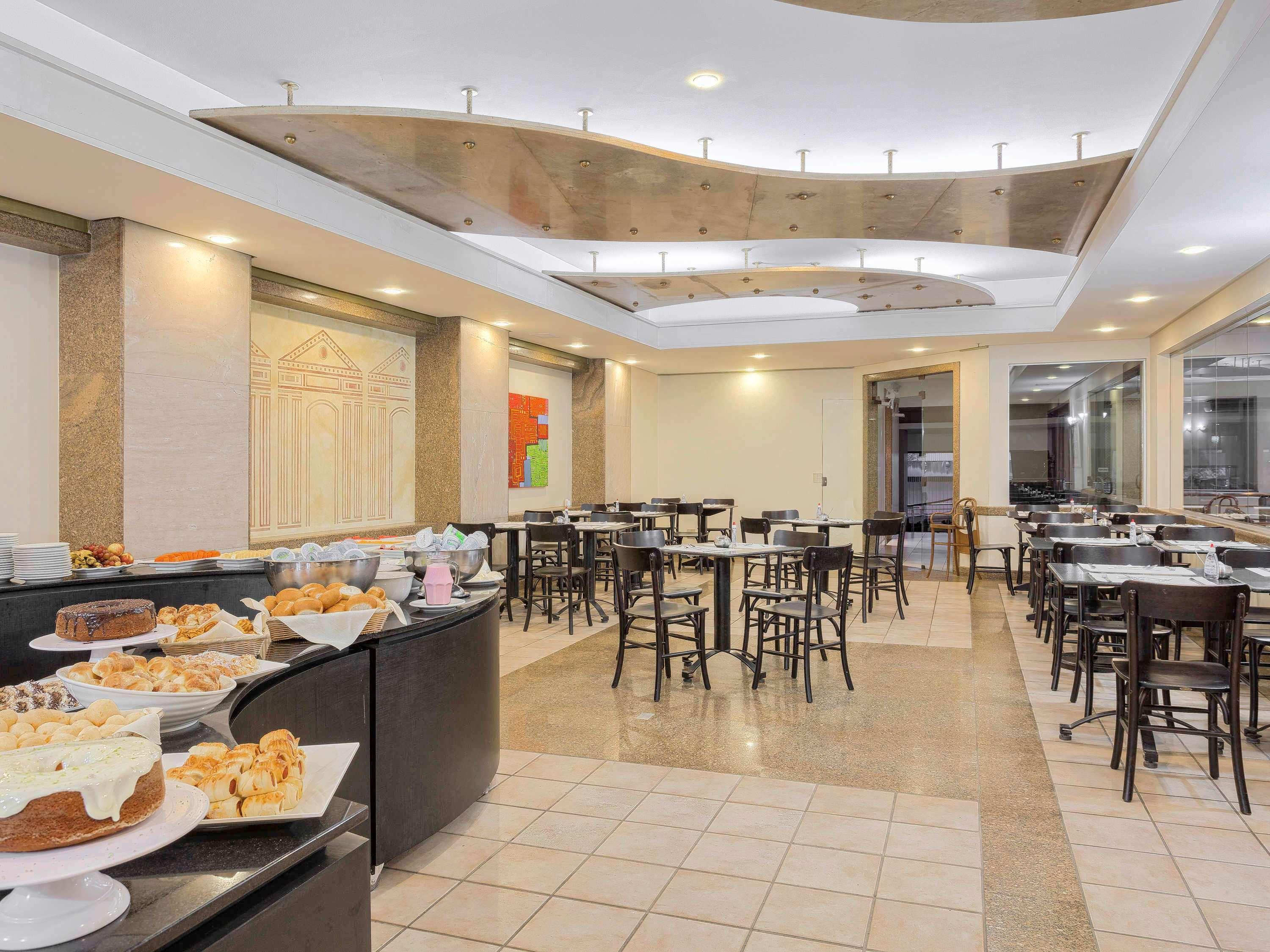 Mercure Boulevard Hotel 4*